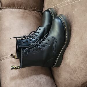 Dr. Martens boots women's size 8